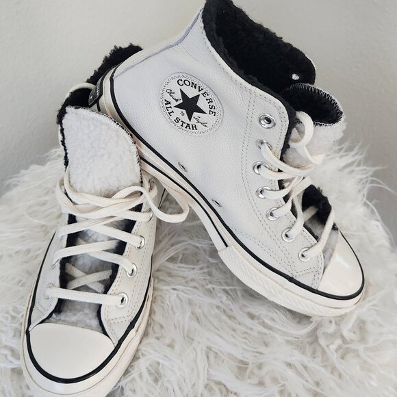 White leather hi top converse NWOT womens 7 1/2 - Picture 1 of 13